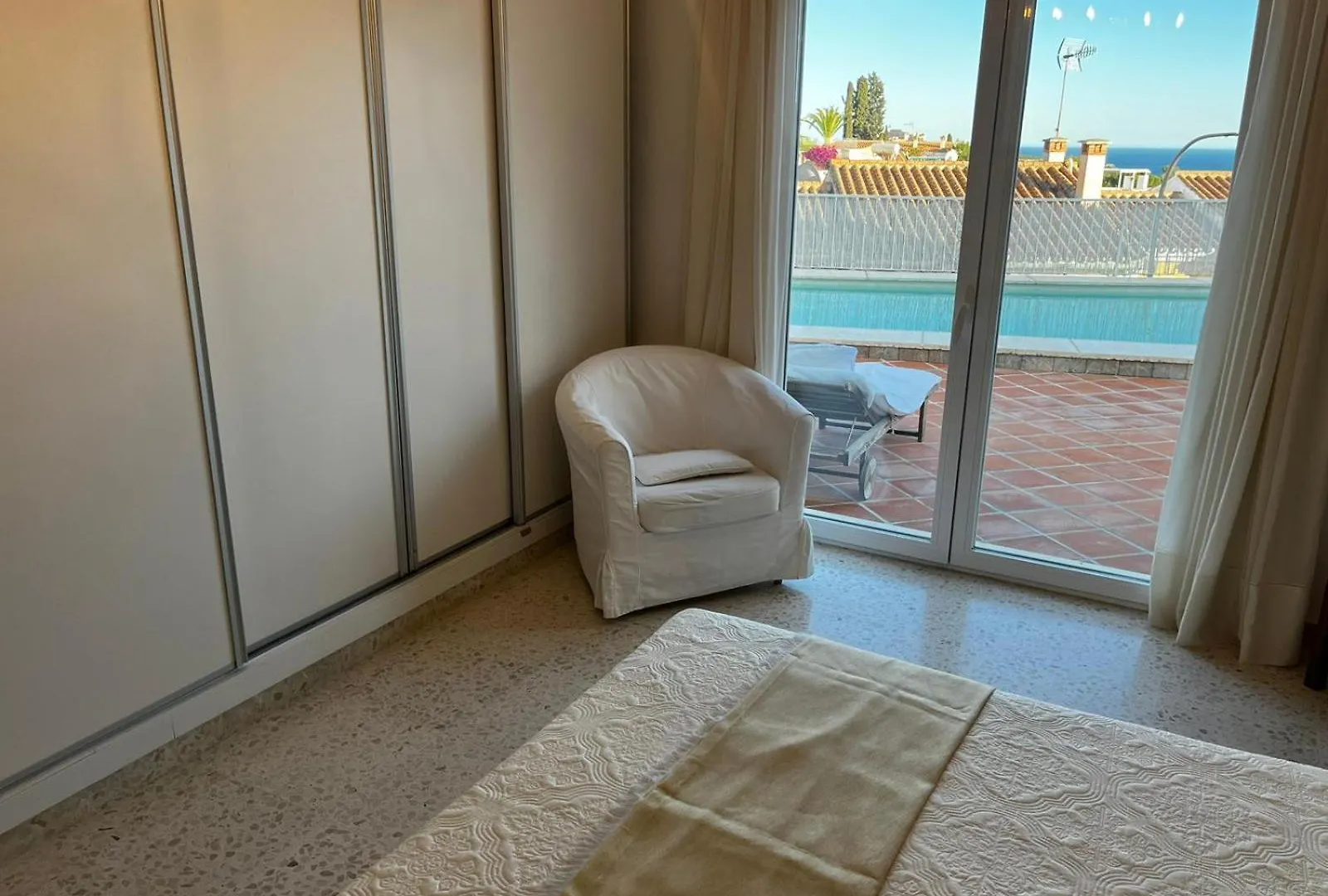 Habitaciones En Casa Miguel Caleta De Velez Apartment