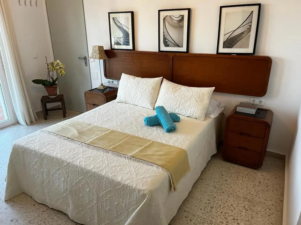 公寓 Habitaciones En Casa Miguel 卡莱塔·德·贝莱斯
